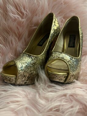 Funtasma Gold Sequin Peep-Toe Platform Heels